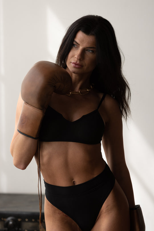 V- Top